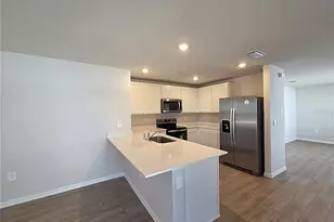 10012 Caddo Dr, Parrish, FL 34219 - Photo 5