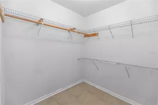 1415 E Annie St, Tampa, FL 33612 - Photo 17