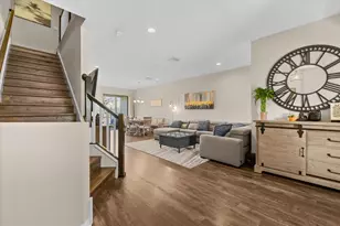 30089 Southwell Ln, Wesley Chapel, FL 33543 - Photo 3