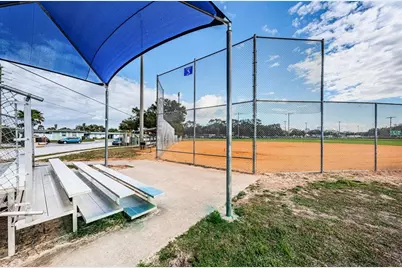 1735 23rd Avenue N, Saint Petersburg, FL 33713 - Photo 25