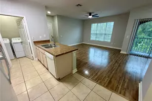 13235 Sanctuary Cove Dr, Temple Terrace, FL 33637 - Photo 5