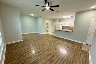 13235 Sanctuary Cove Dr, Temple Terrace, FL 33637 - Photo 3