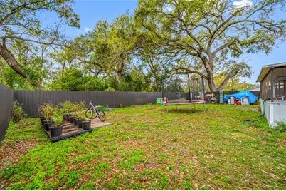 2814 W Powhatan Avenue, Tampa, FL 33614 - Photo 49