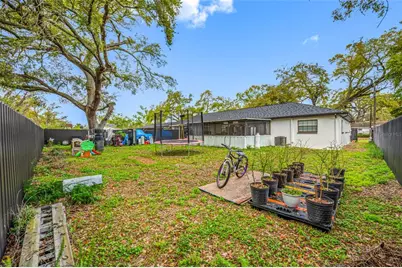 2814 W Powhatan Avenue, Tampa, FL 33614 - Photo 47