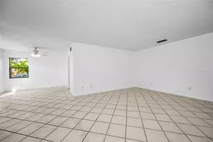 10626 Longwood Dr, Seminole, FL 33777 - Photo 7