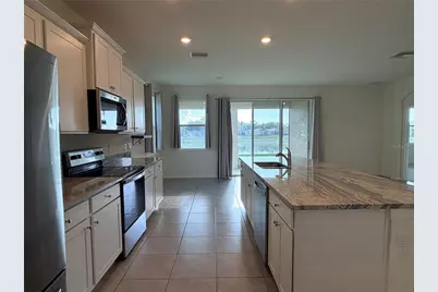 8313 Wheat Stone Drive, Zephyrhills, FL 33540 - Photo 9