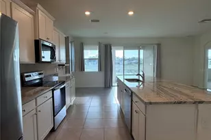 8313 Wheat Stone Dr, Zephyrhills, FL 33540 - Photo 9