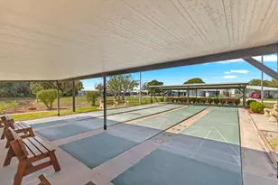 35057 McCulloughs Leap, Zephyrhills, FL 33541 - Photo 21