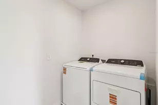 799 Sunshower Dr, Lady Lake, FL 32159 - Photo 9