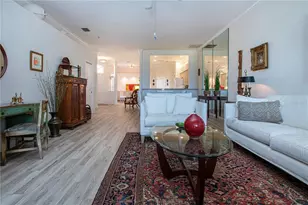 9448 Forest Hills Cir, Sarasota, FL 34238 - Photo 17