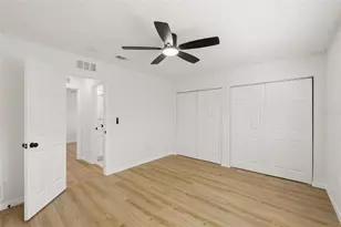 2490 Grove Ridge Dr, Palm Harbor, FL 34683 - Photo 21