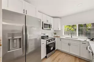 2490 Grove Ridge Dr, Palm Harbor, FL 34683 - Photo 11