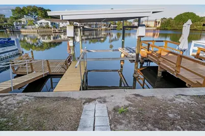 595 Westwinds Drive, Palm Harbor, FL 34683 - Photo 17