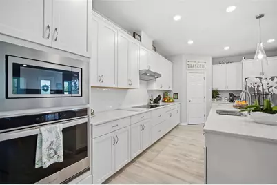 31477 Westbury Estates Avenue, Wesley Chapel, FL 33545 - Photo 15