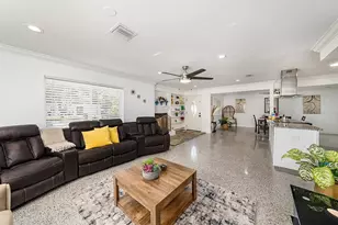 8017 Dell Dr, Tampa, FL 33615 - Photo 25