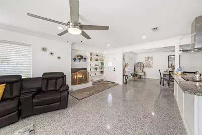 8017 Dell Drive, Tampa, FL 33615 - Photo 13