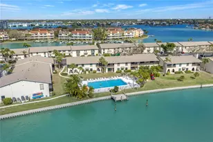 509 Plaza Seville Ct, Treasure Island, FL 33706 - Photo 1