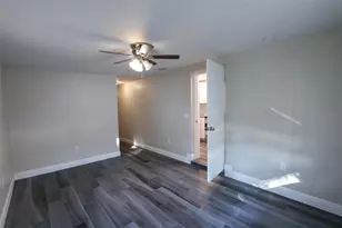 2706 E 99th Ave, Tampa, FL 33612 - Photo 19
