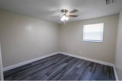 2706 E 99th Avenue, Tampa, FL 33612 - Photo 9