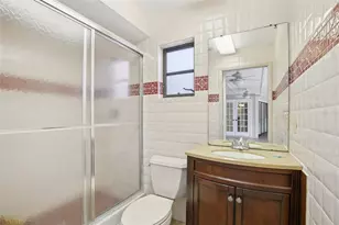 17913 Clear Lake Dr, Lutz, FL 33548 - Photo 41