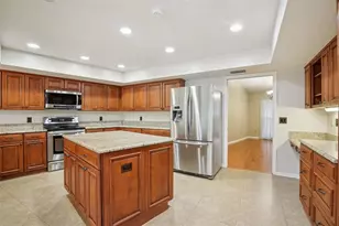 17913 Clear Lake Dr, Lutz, FL 33548 - Photo 19