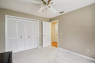 17913 Clear Lake Dr, Lutz, FL 33548 - Photo 29