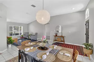 702 Tuscanny St, Brandon, FL 33511 - Photo 9