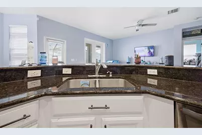 7324 Forest Mere Drive, Riverview, FL 33578 - Photo 11