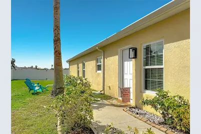 2527 29th Avenue E, Palmetto, FL 34221 - Photo 3