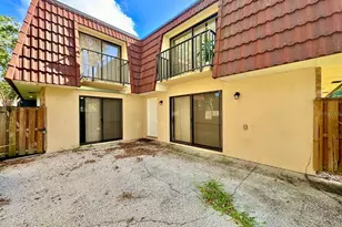 2636 10th Ct, Palm Harbor, FL 34684 - Photo 3