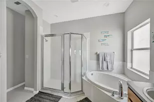 1834 Mira Lago Cir, Ruskin, FL 33570 - Photo 31