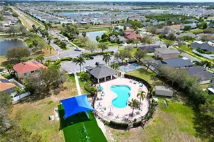 1834 Mira Lago Cir, Ruskin, FL 33570 - Photo 59