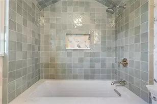 2870 Cobblestone Dr, Palm Harbor, FL 34684 - Photo 71