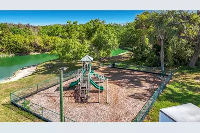 2527 29th Avenue E, Palmetto, FL 34221 - Photo 21