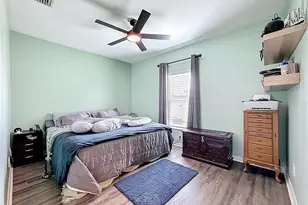 2527 29th Ave E, Palmetto, FL 34221 - Photo 9