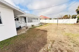 713 Thunderbird Ave, Sun City Center, FL 33573 - Photo 3