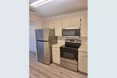 11910 Skylake Place #E, Temple Terrace, FL 33617 - Photo 5
