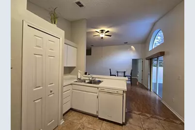 2525 Gotham Way, Valrico, FL 33596 - Photo 19