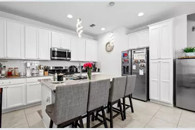 6262 Goldcoast Avenue, Apollo Beach, FL 33572 - Photo 9