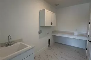 3601 E Tampa Cir, Tampa, FL 33629 - Photo 23