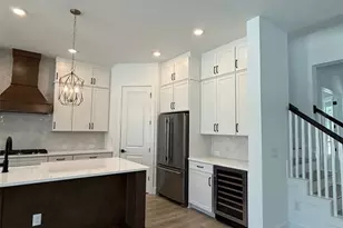 3601 E Tampa Cir, Tampa, FL 33629 - Photo 7