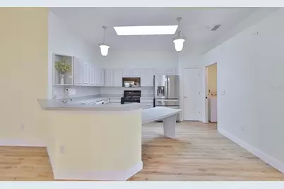 2411 Old Nantucket Court, Sun City Center, FL 33573 - Photo 9