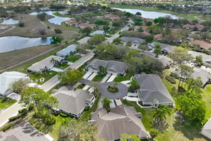 2411 Old Nantucket Ct, Sun City Center, FL 33573 - Photo 39