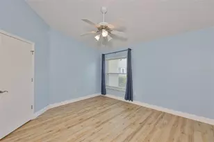 2411 Old Nantucket Ct, Sun City Center, FL 33573 - Photo 25