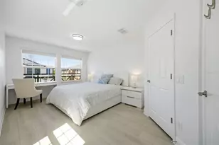 11539 Crowned Sparrow Ln, Tampa, FL 33626 - Photo 23