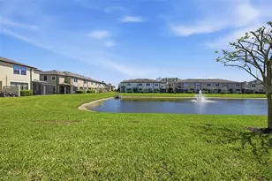 11539 Crowned Sparrow Ln, Tampa, FL 33626 - Photo 31