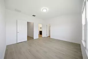 11539 Crowned Sparrow Ln, Tampa, FL 33626 - Photo 17