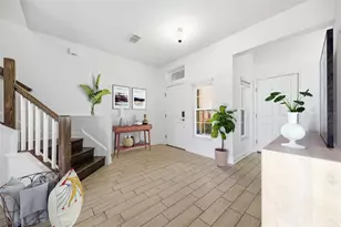 11539 Crowned Sparrow Ln, Tampa, FL 33626 - Photo 3