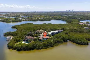 1285 Gasparilla Dr NE, Saint Petersburg, FL 33702 - Photo 59