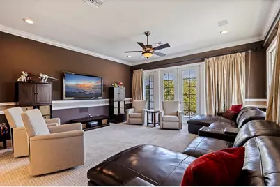 1285 Gasparilla Drive NE, Saint Petersburg, FL 33702 - Photo 31